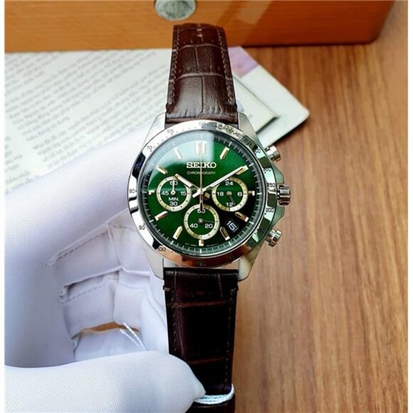 Seiko Spirit Chronograph Green Dial Stainless Steel Men's Watch - Picture 3 of 16